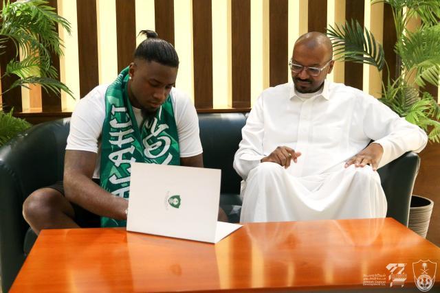 九游官网登录-马尔康临别告白：2022爆发有秘诀 追梦C罗征服沙特